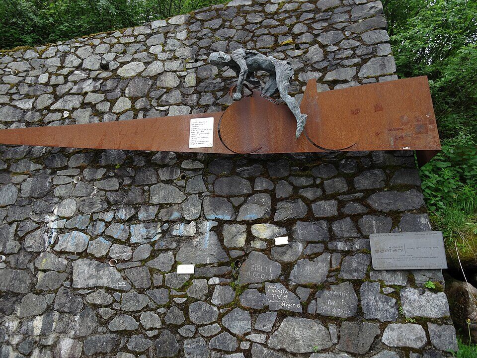 The Pantani monument on the Mortirolo