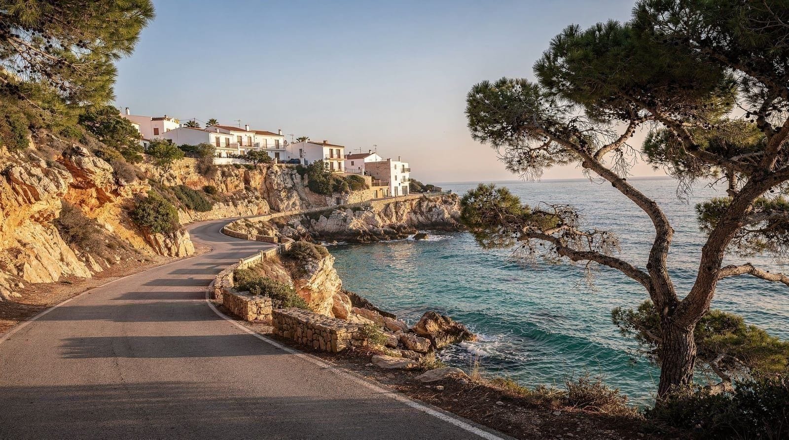 The coast road near Begur, sea below